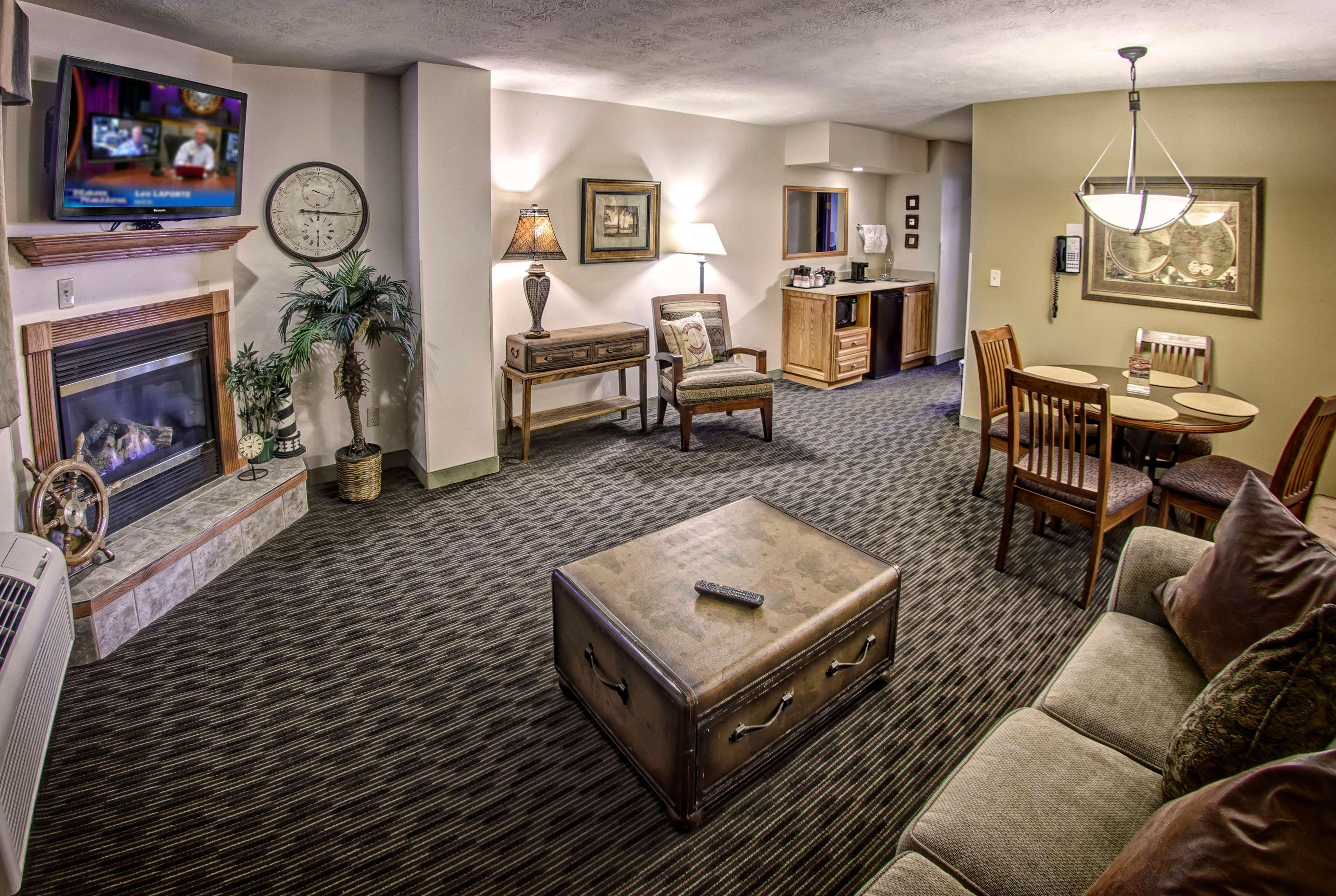 Ramada By Wyndham Sioux Falls Airport - Waterpark Resort & Event Center Kültér fotó