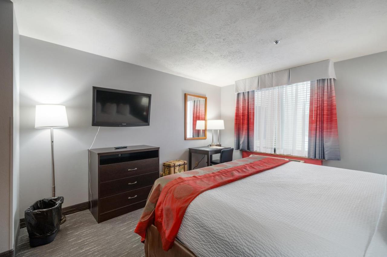 Ramada By Wyndham Sioux Falls Airport - Waterpark Resort & Event Center Kültér fotó
