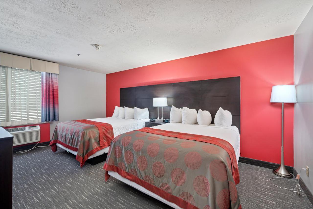 Ramada By Wyndham Sioux Falls Airport - Waterpark Resort & Event Center Kültér fotó
