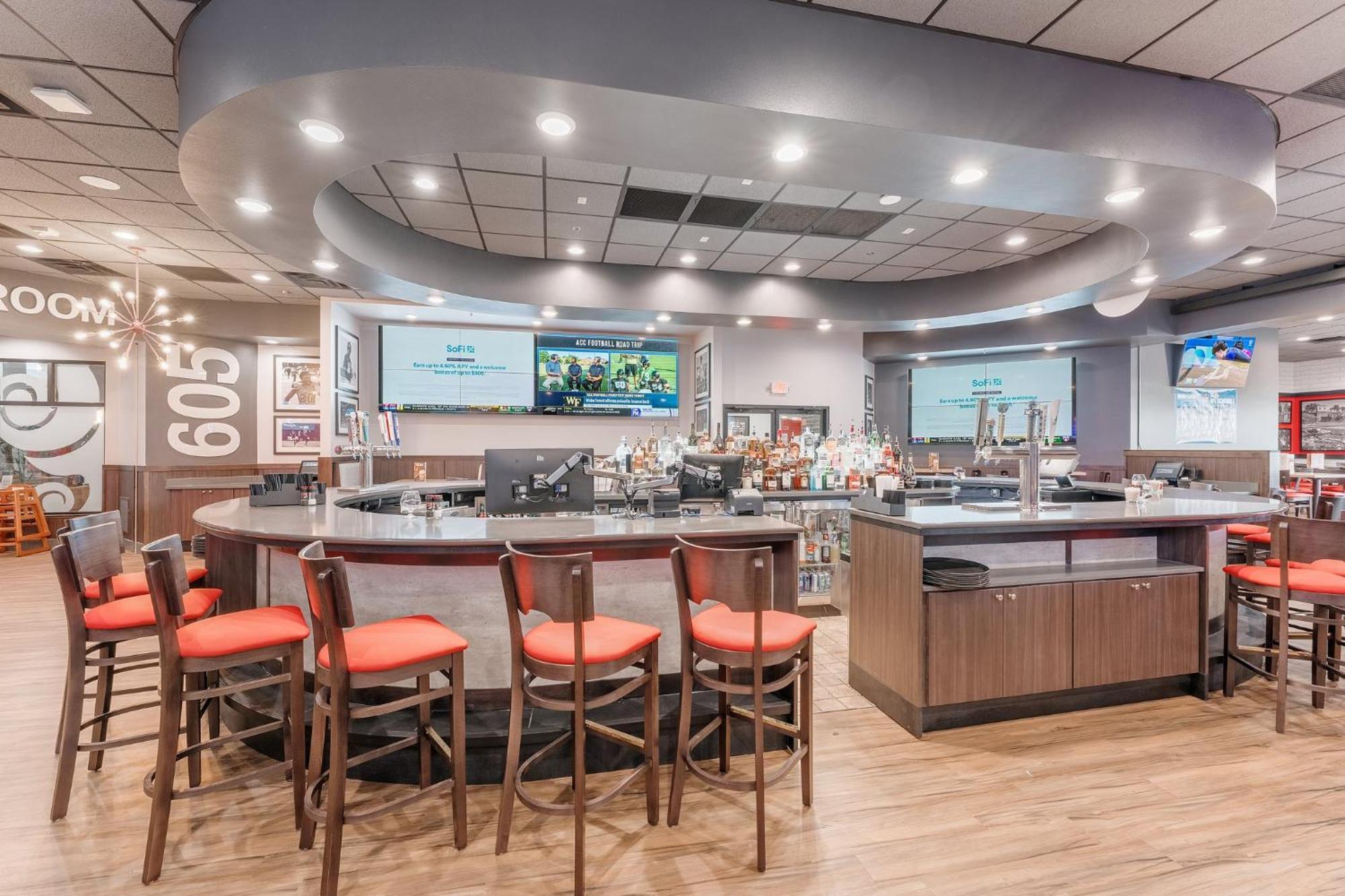 Ramada By Wyndham Sioux Falls Airport - Waterpark Resort & Event Center Kültér fotó